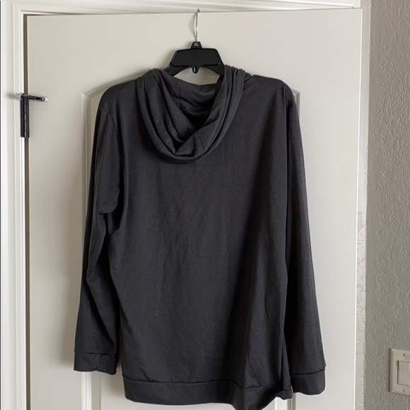 Nike lightweight hoodie - Picture 4 of 4